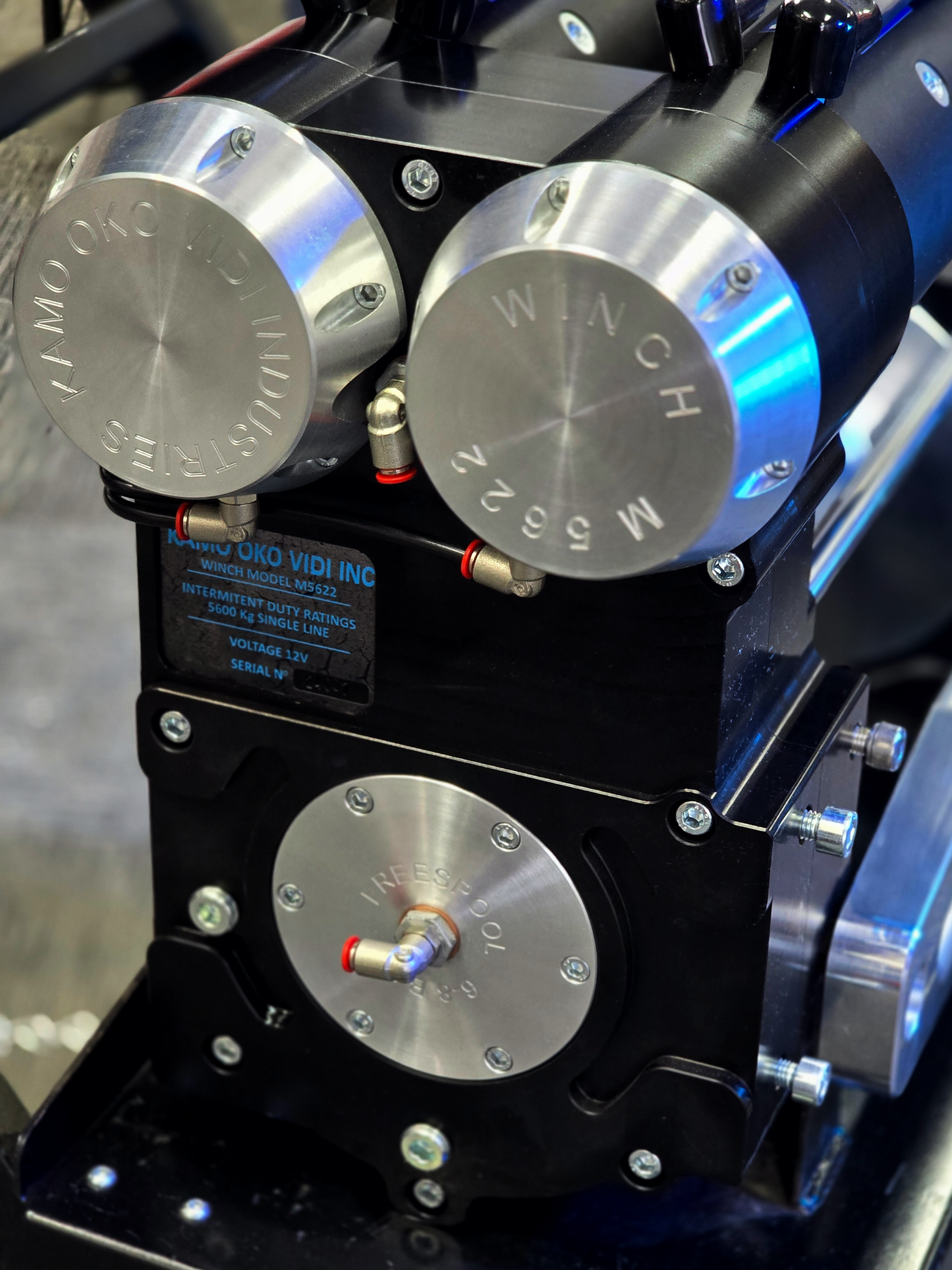 Kamo Oko Vidi Twin Motor Twin Speed Competition Winch M5622