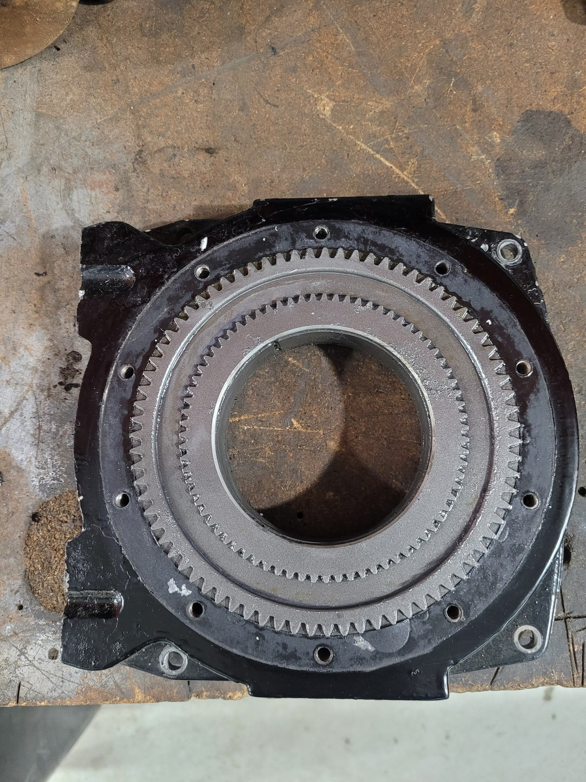 Warn M10000 Mount Plate Gearbox Side USED